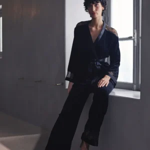 Pyjama en velours et dentelle Billie